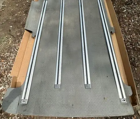 Volkswagen Multivan T5 Other interior part SZYNYMULT51