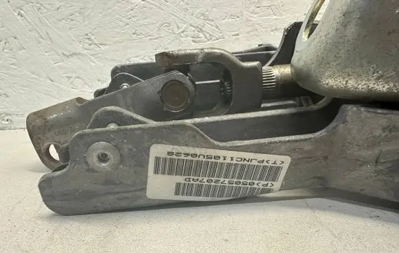 Chrysler Grand Voyager IV Steering wheel axle 05057405AB P04680751AD P04686665AC