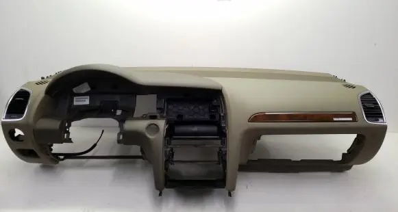 Audi Q7 4L Dashboard