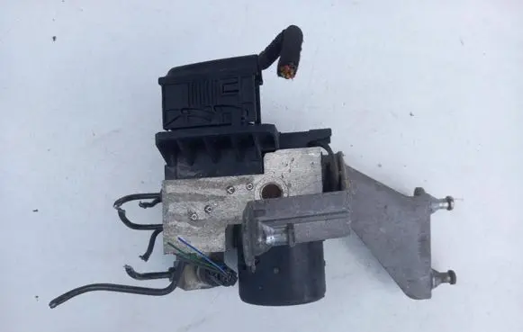 Mercedes-Benz S W220 ABS Pump 0043020501029810