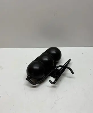 Vacuum air tank