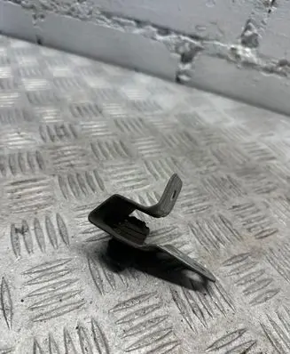 Opel Insignia A Radiator support slam panel bracket 13248768