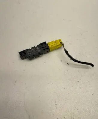 Audi A3 S3 A3 Sportback 8P Airbag deployment crash/impact sensor 4B0959643D 190706 019762
