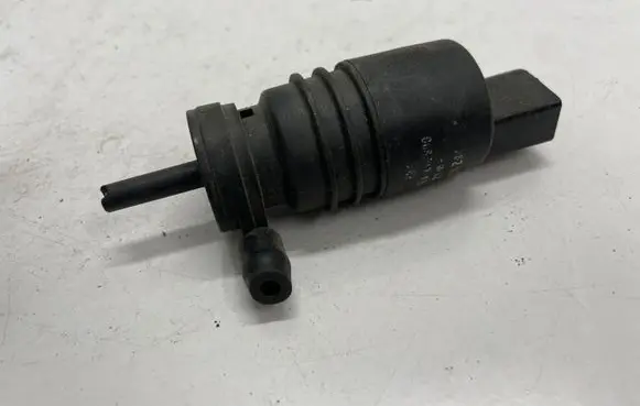 Audi A4 S4 B8 8K Windscreen/windshield washer pump