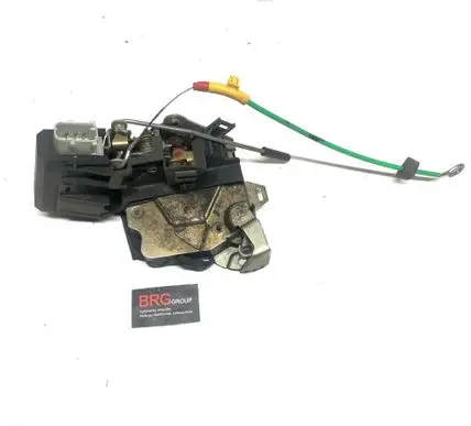 BMW 5 E39 Rear door lock 8166246