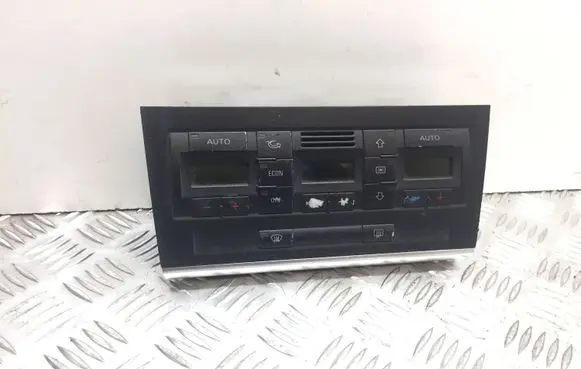 Audi A4 S4 B6 8E 8H Climate control unit 8E0820043