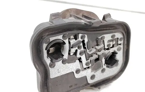 Tail light part