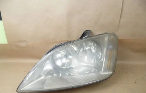 Ford Focus C-MAX Headlight/headlamp