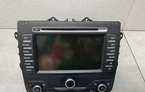 Ford S-MAX Radio/CD/DVD/GPS head unit BM2T18K931AD