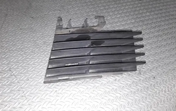 Opel Vectra C Front bumper lower grill 09186127