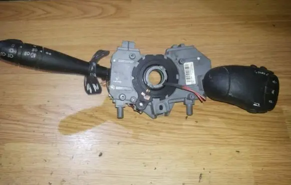 Renault Scenic I Indicator stalk 7700428203 76012026