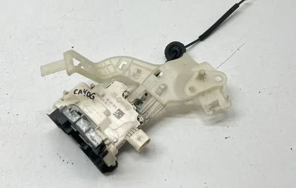 Porsche Cayenne (92A) Rear door lock 8K0839016A
