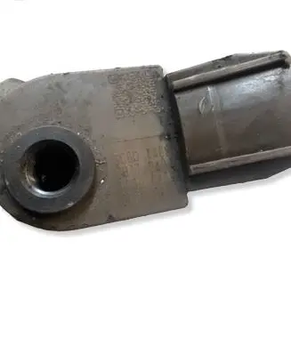 Mazda 6 Fuel injector 113201