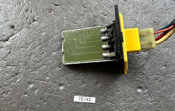 Hyundai Terracan Heater blower motor/fan resistor 97030H1715