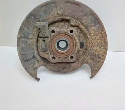 Hyundai Santa Fe Rear wheel hub