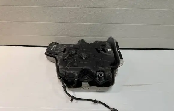 Jaguar E-Pace AdBlue liquid reservoir J9C35J228ABZBD7 JLRX540 11717247