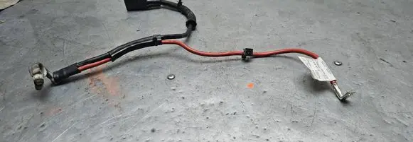 Volkswagen Golf VII Positive cable (battery) 5Q0971228A 23082013 TAB016507E