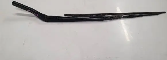 Front wiper blade arm