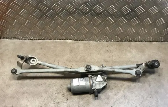BMW Z4 E89 Front wiper linkage and motor 7219606