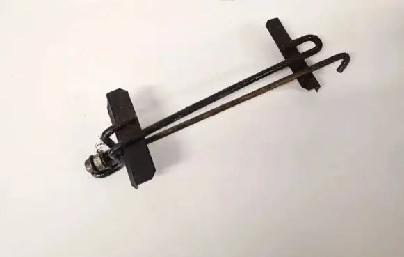 Mazda 626 Radiator mount bracket