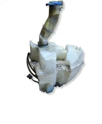 Volvo V70 Windshield washer fluid reservoir/tank 8693773 1783