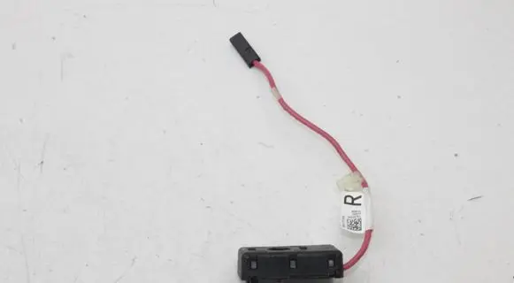Tesla Model Y Aerial antenna filter 168020900A