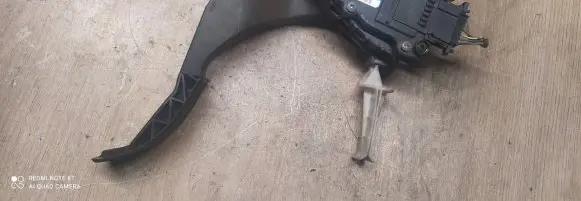 Volkswagen Golf IV Accelerator throttle pedal 1j1723503r