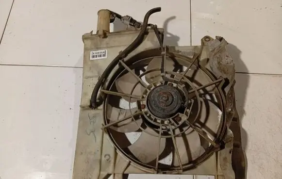 Toyota Aygo AB10 Radiator cooling fan shroud 163600002000