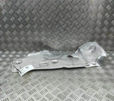 BMW X5 G05 Heat shield in engine bay 7424921