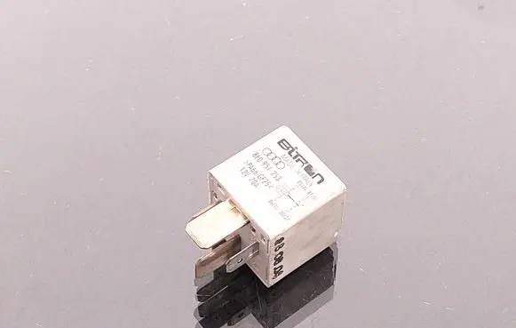 Audi A6 S6 C6 4F Other relay 8E0951253