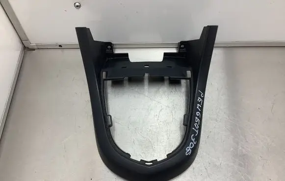 Peugeot 308 Gear shifter surround trim plastic 1006352 9658691277