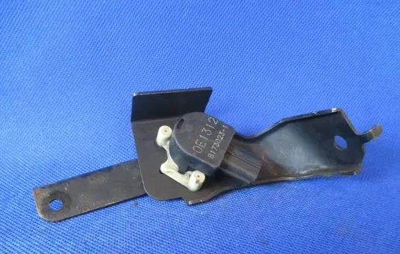Honda CR-V Headlight/headlamp level sensor 0E1312 B1730231