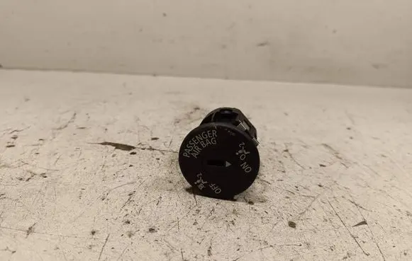 BMW 7 F01 F02 F03 F04 Passenger airbag on/off switch 9196886