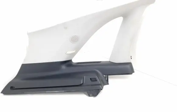 (D)pillar trim (top)