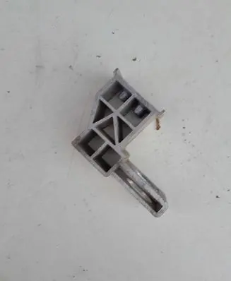 Mercedes-Benz E W213 Radiator mount bracket A2135010720 008170510B