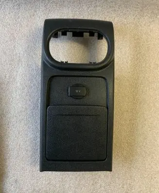 Volkswagen Tiguan Cup holder front 