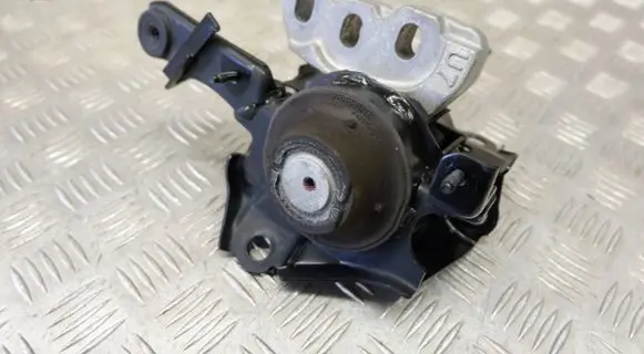 Toyota Yaris XP210 Engine mount bracket 12372K0060