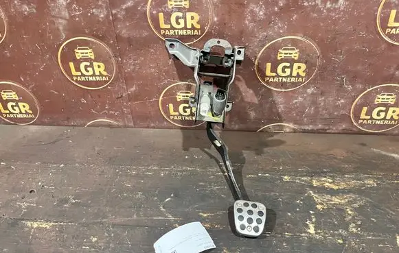 Honda Civic Clutch pedal 