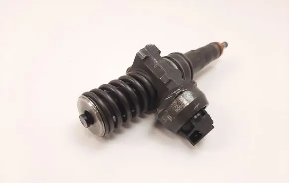 Volkswagen Caddy Fuel injector 038130073BN