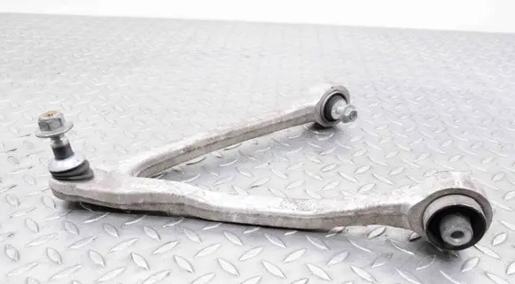Front lower control arm/wishbone