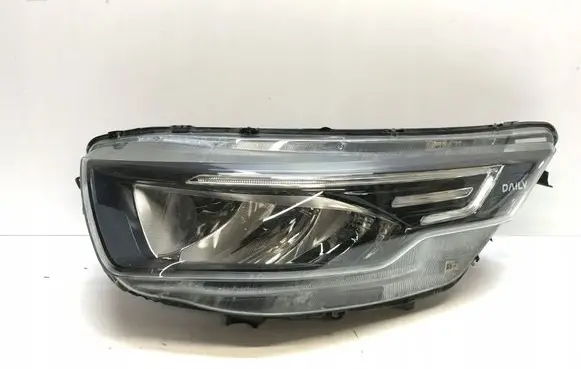Iveco Daily 6th gen Headlight/headlamp 05802711800