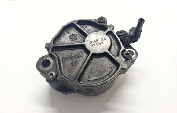 Peugeot Partner Vacuum pump D1562A 1906S