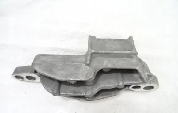 Peugeot 208 I Other engine bay part 9812038580