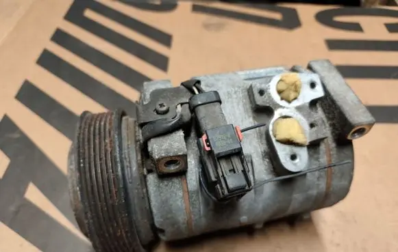 Jeep Cherokee III KJ Air conditioning (A/C) compressor (pump) MC4472203972