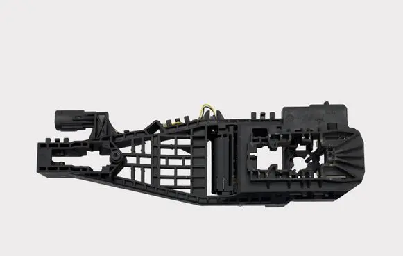 Maserati Levante Front door exterior handle/bracket 670034542 670005438