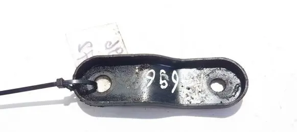 Volkswagen Golf V Engine mounting bracket
