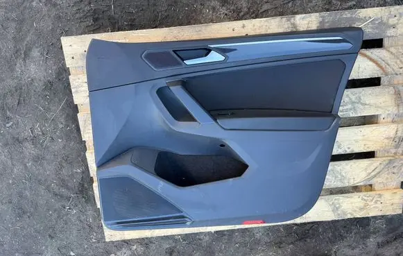 Volkswagen Tiguan Front door card panel trim 5NB867012L 5NC867012RL 5NC867012