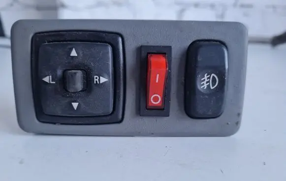 Mitsubishi Galant Electric window control switch