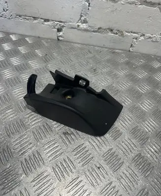 Rear/tail light trim molding
