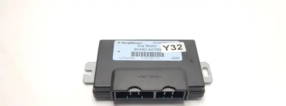 KIA Sorento Gearbox control unit/module 954404A745
